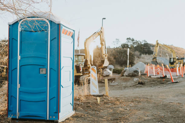 Best Emergency porta potty rental  in Center Hill, FL