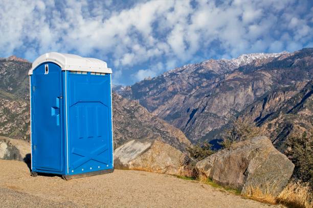 Best Restroom trailer rental cost  in Center Hill, FL