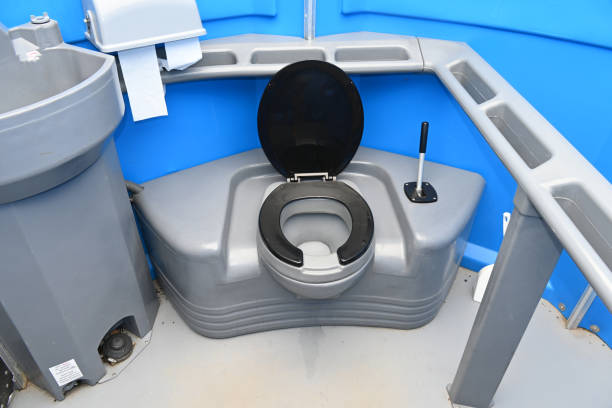 Best Portable toilet rental cost  in Center Hill, FL