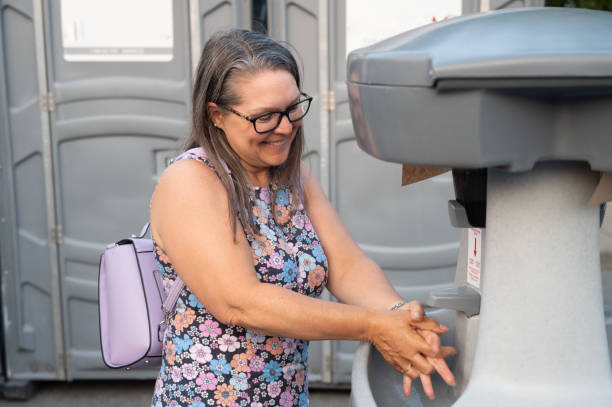 Best Portable restroom trailer rental  in Center Hill, FL